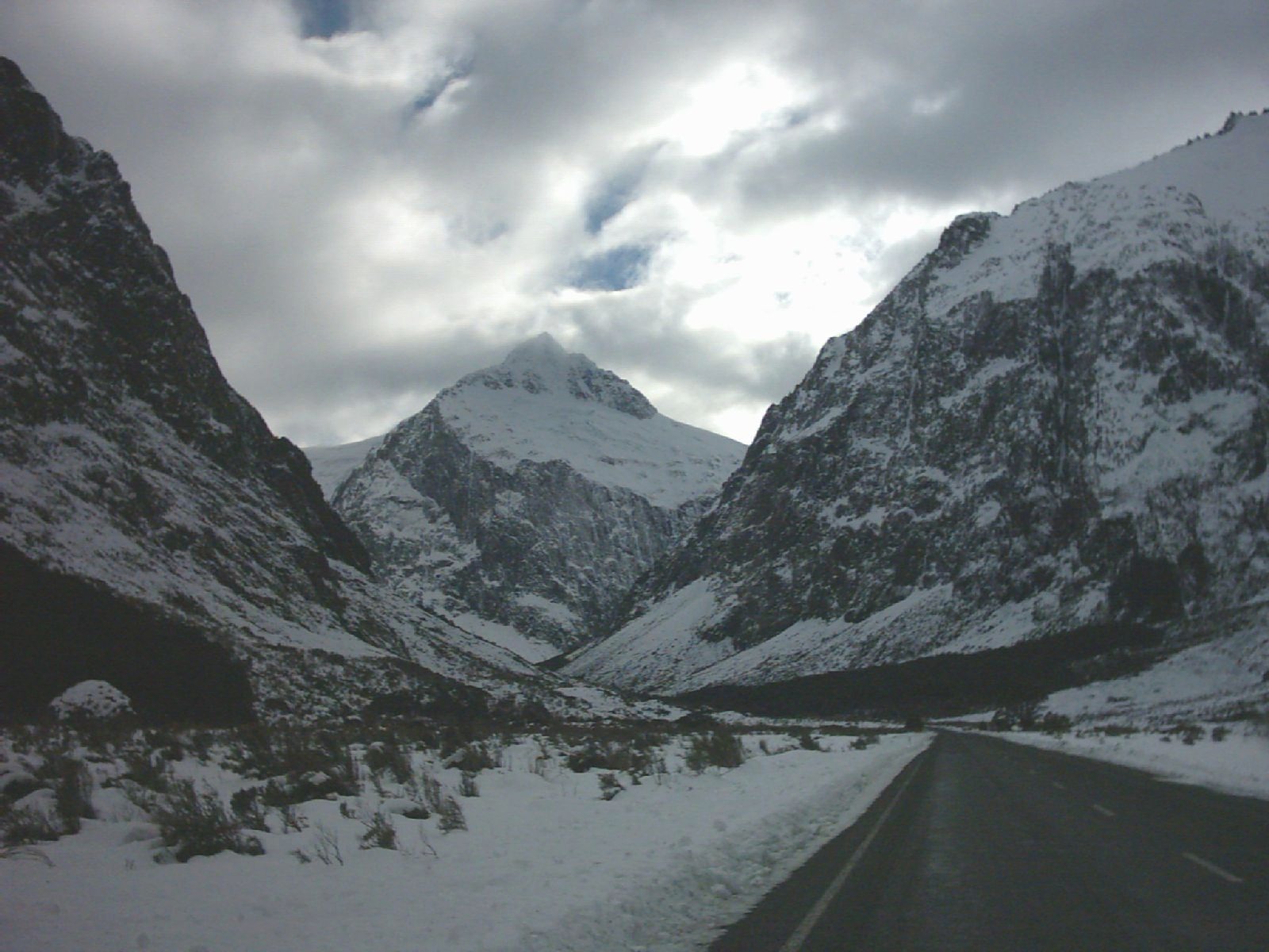 Milford Road in early winter near the Homer Tunnel in Fiordland